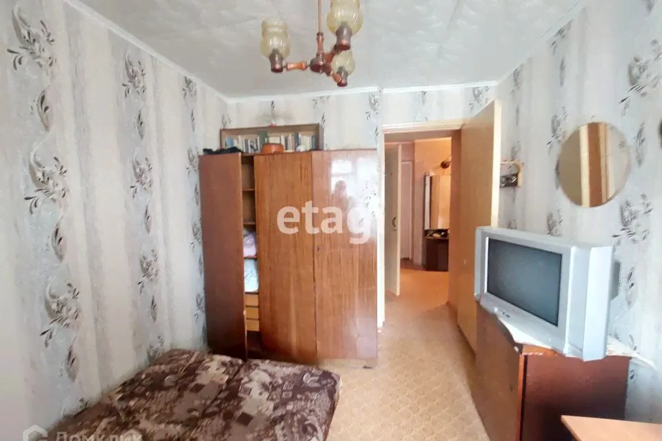Продам трехкомнатную квартиру 56.4 м² этаж 2/5 район Петушинский поселок Березка 15-4