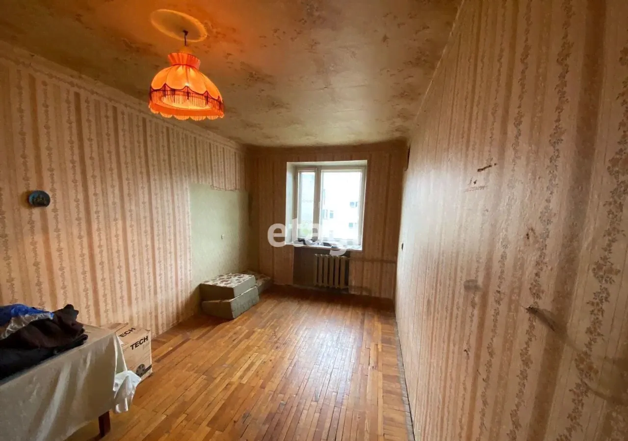 Продам трехкомнатную вторичку 57.0 м² этаж 5/5 район Петушинский поселок Березка муниципальное образование Петушинское, 13, Петушки-3