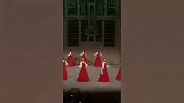 Российский ансамбль.  "Берёзка ".