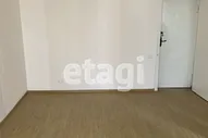Продам однокомнатную квартиру 25.9 м² этаж 3/5 район Трубчевский поселок городского типа Белая Березка улица Ленина 21